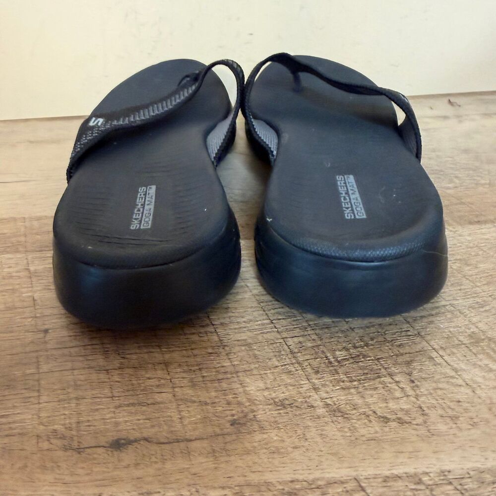 Skechers Women's GO Walk Flex Flip-Flop Thong Sandals black size 9 shoes - Picture 4 of 6
